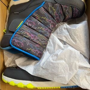 Merrell Boys' Freeroam Puffer Boots - Multicolor